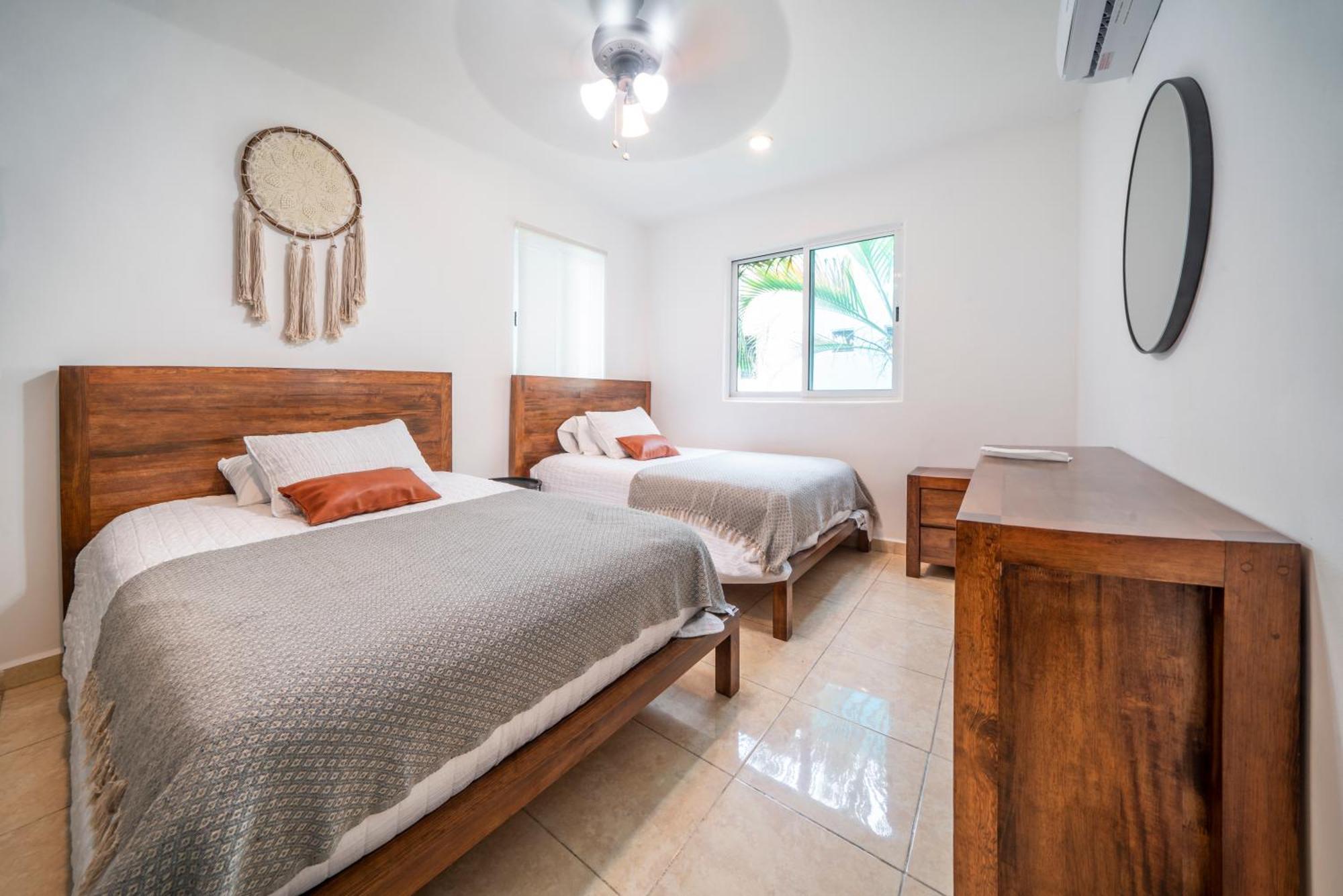 3 Bedroom With Pool - Lirios Playacar Phase Ll - Melrose Place Сasa de vacaciones *