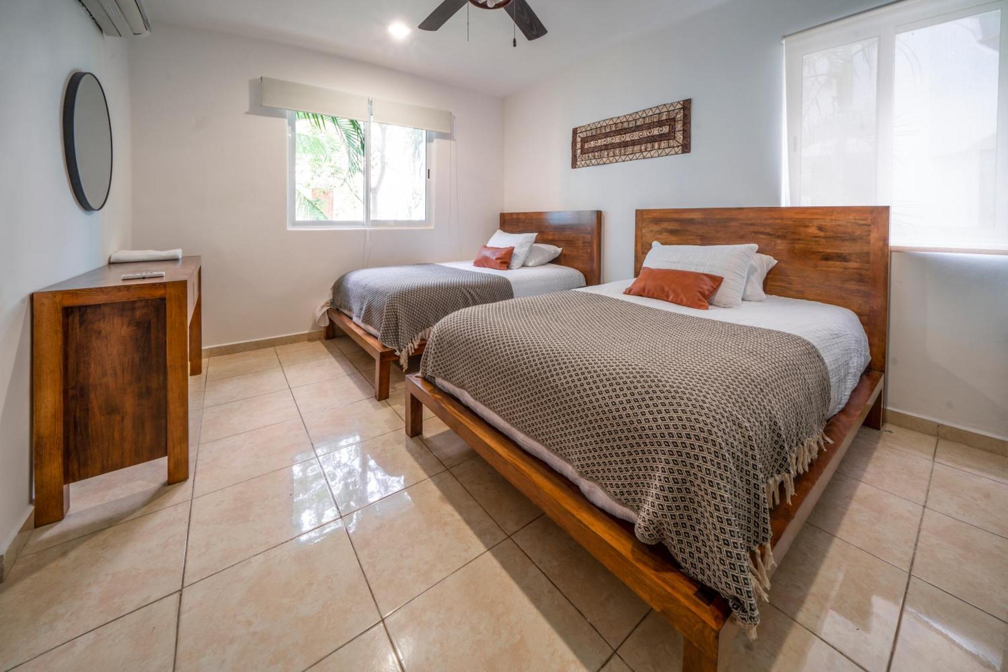 3 Bedroom With Pool - Lirios Playacar Phase Ll - Melrose Place Сasa de vacaciones *