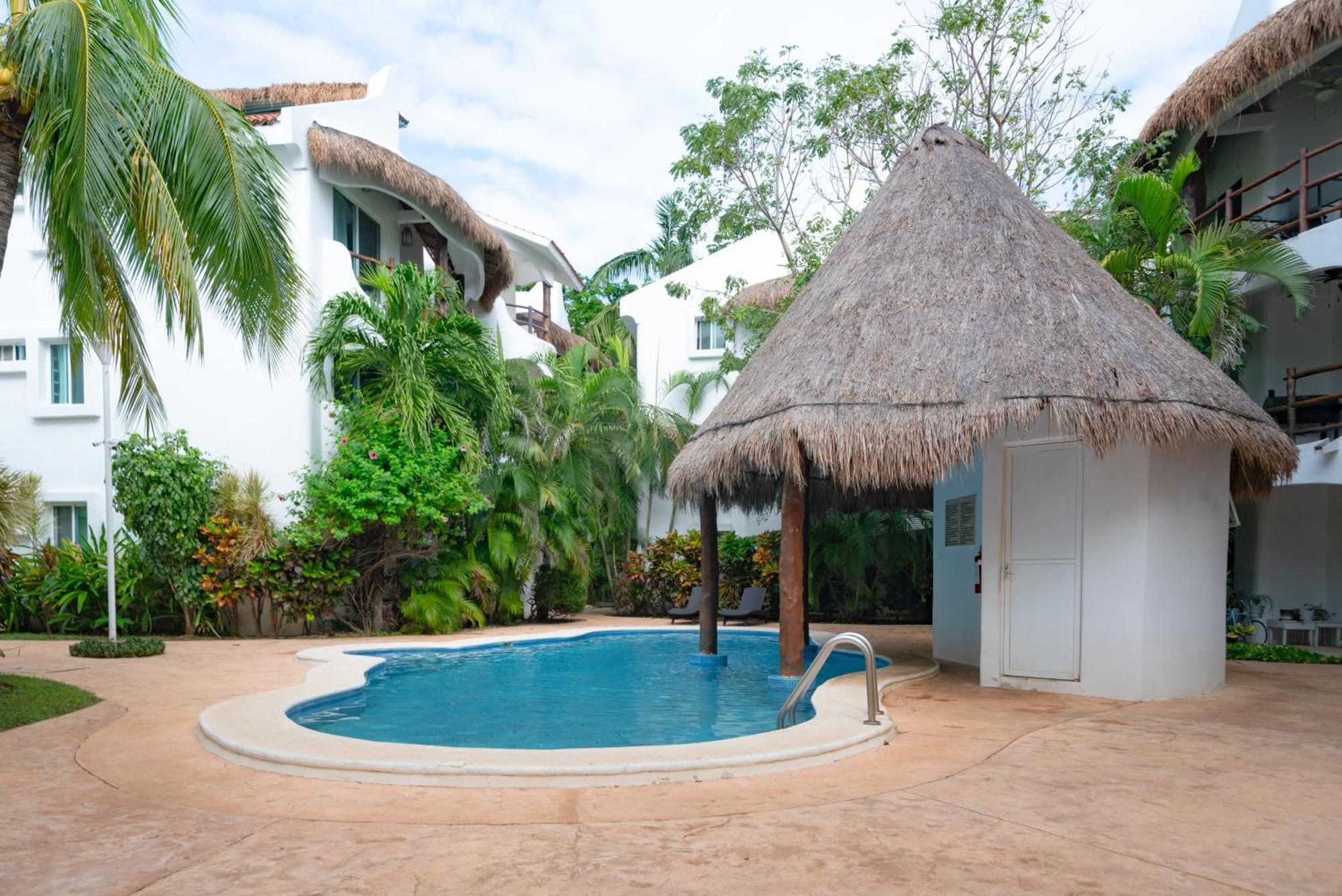 3 Bedroom With Pool - Lirios Playacar Phase Ll - Melrose Place Сasa de vacaciones Playa del Carmen